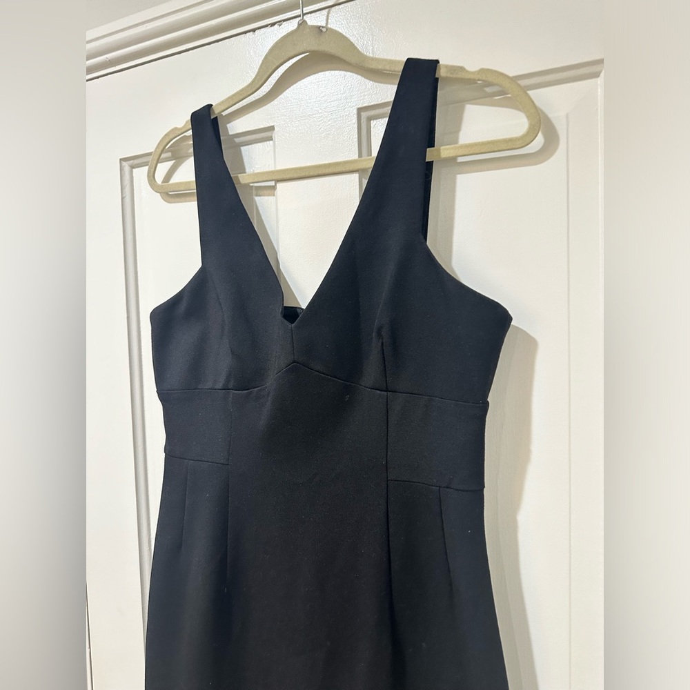 Trina Turk tropical pointe Hudson cocktail black mini fitted sexy dress